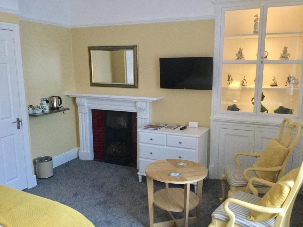 Elton Guest House Grange-over-Sands Екстериор снимка