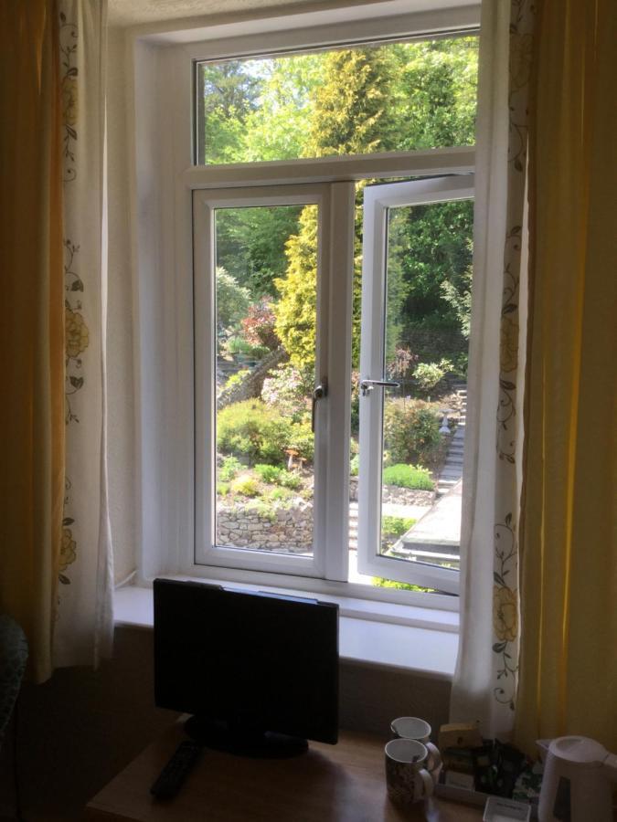 Elton Guest House Grange-over-Sands Екстериор снимка