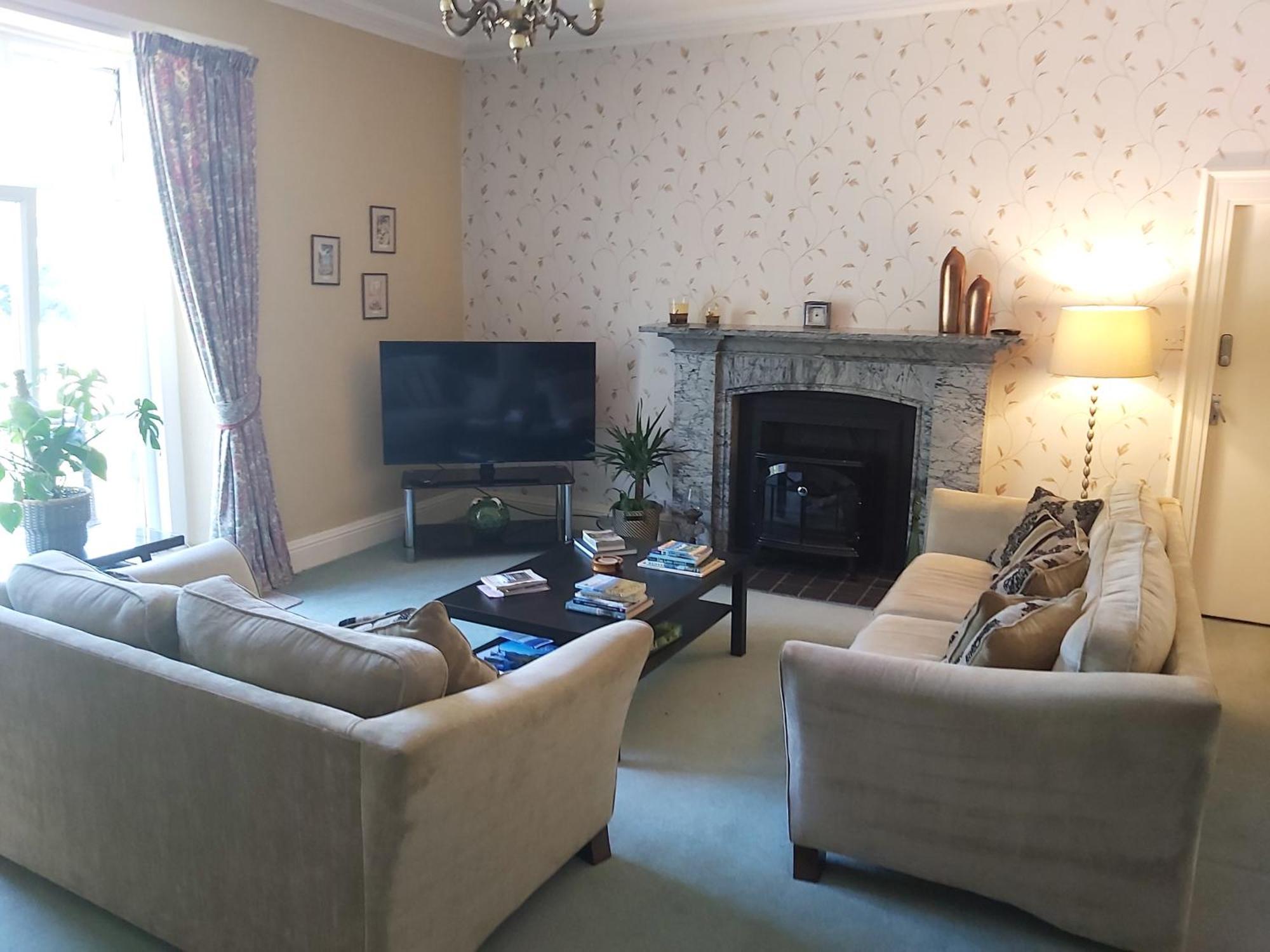 Elton Guest House Grange-over-Sands Екстериор снимка