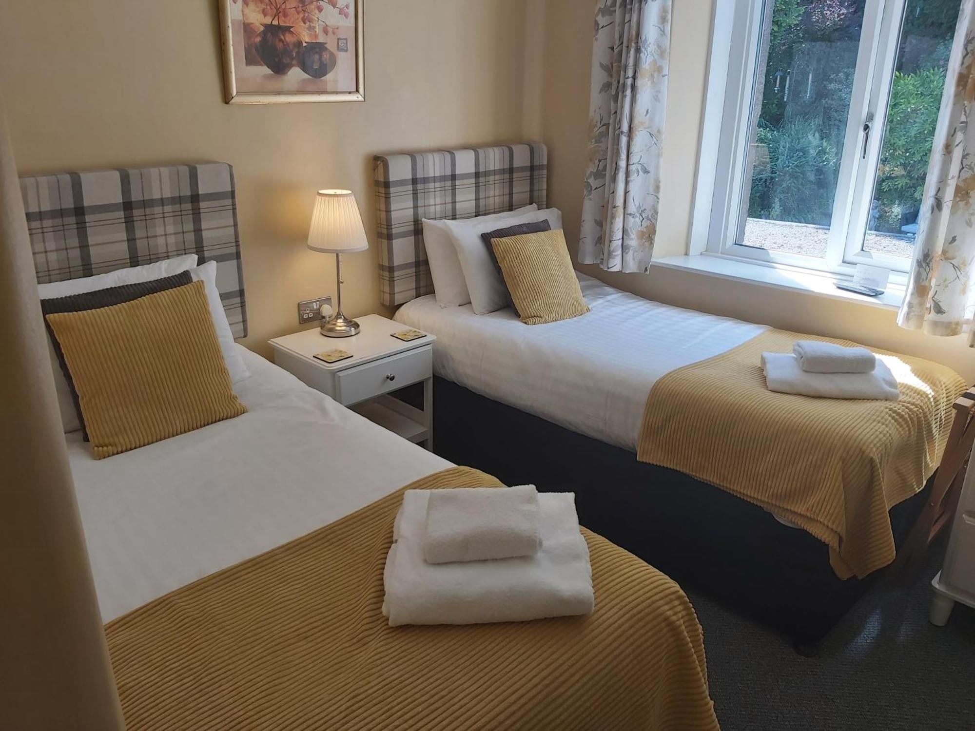 Elton Guest House Grange-over-Sands Екстериор снимка