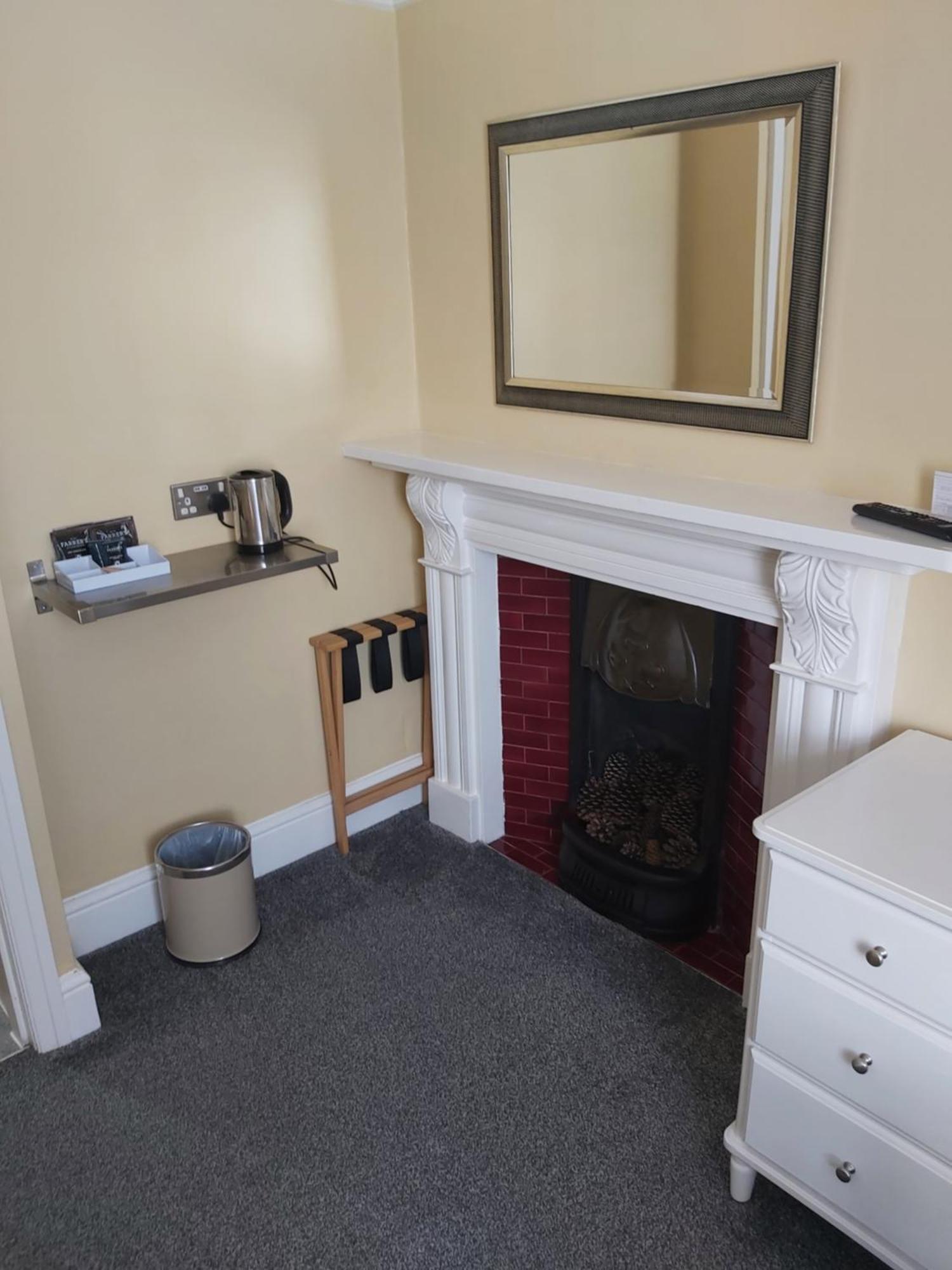 Elton Guest House Grange-over-Sands Екстериор снимка